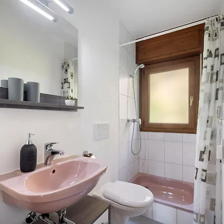Lisiere-sud A 17 By Interhome شقة كرانز مونتانا